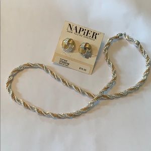 Earring & Necklace Set